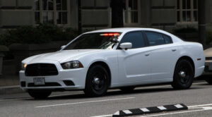 Unmarked_Police_Car_27192074094 (1)